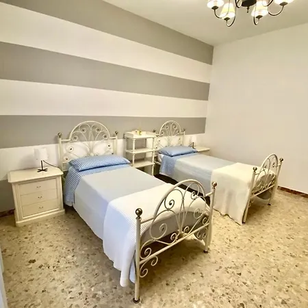 Trilo Fausto Comodissimo Trilocale Con Wifi Apartamento
